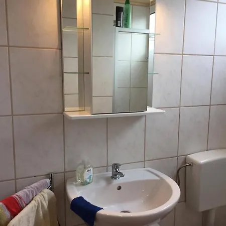 Familienfreundliches-ferienhaus-mit-waldrand-lage 펜션 *