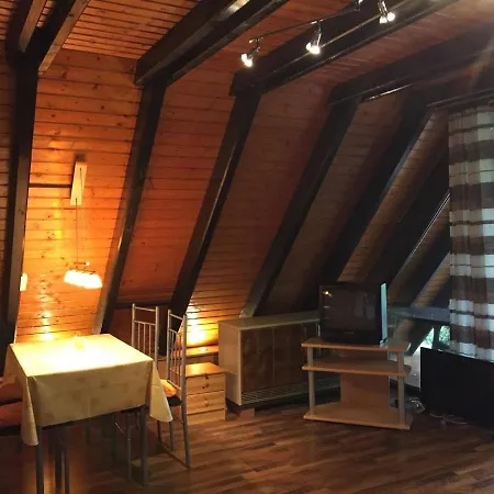 펜션 Familienfreundliches-ferienhaus-mit-waldrand-lage 블랑켄하임